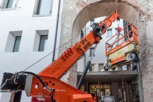 Minigru con operatore – Paravan Trasporti