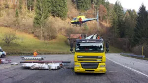Sollevamenti con gru – Paravan Trasporti